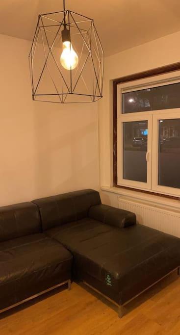 روتردام Lovely 1 Private Bedroom With Garden View المظهر الخارجي الصورة