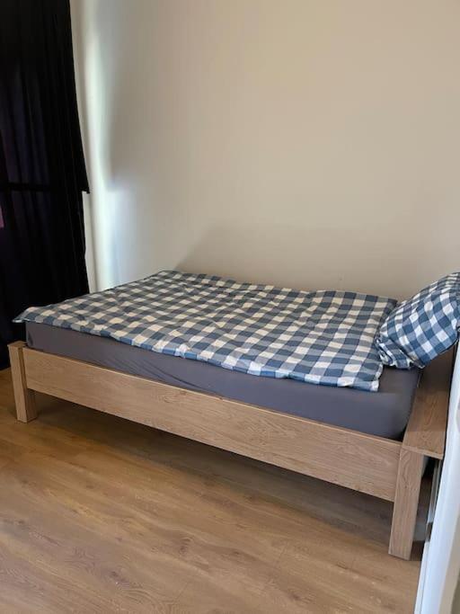 روتردام Lovely 1 Private Bedroom With Garden View المظهر الخارجي الصورة